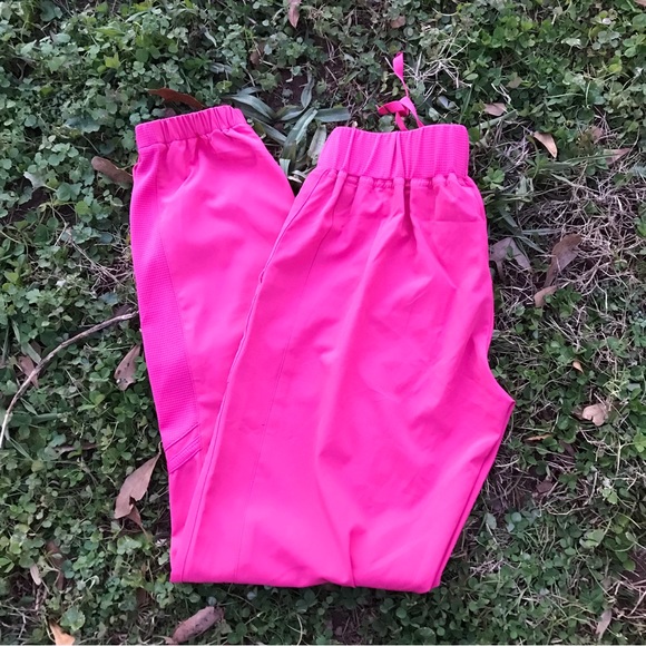 FIT WOMENS PINK SCRUB PANTS XS SIZE - Picture 5 of 6
